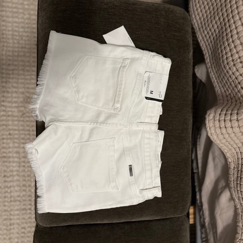 Vici Dolls White Shorts